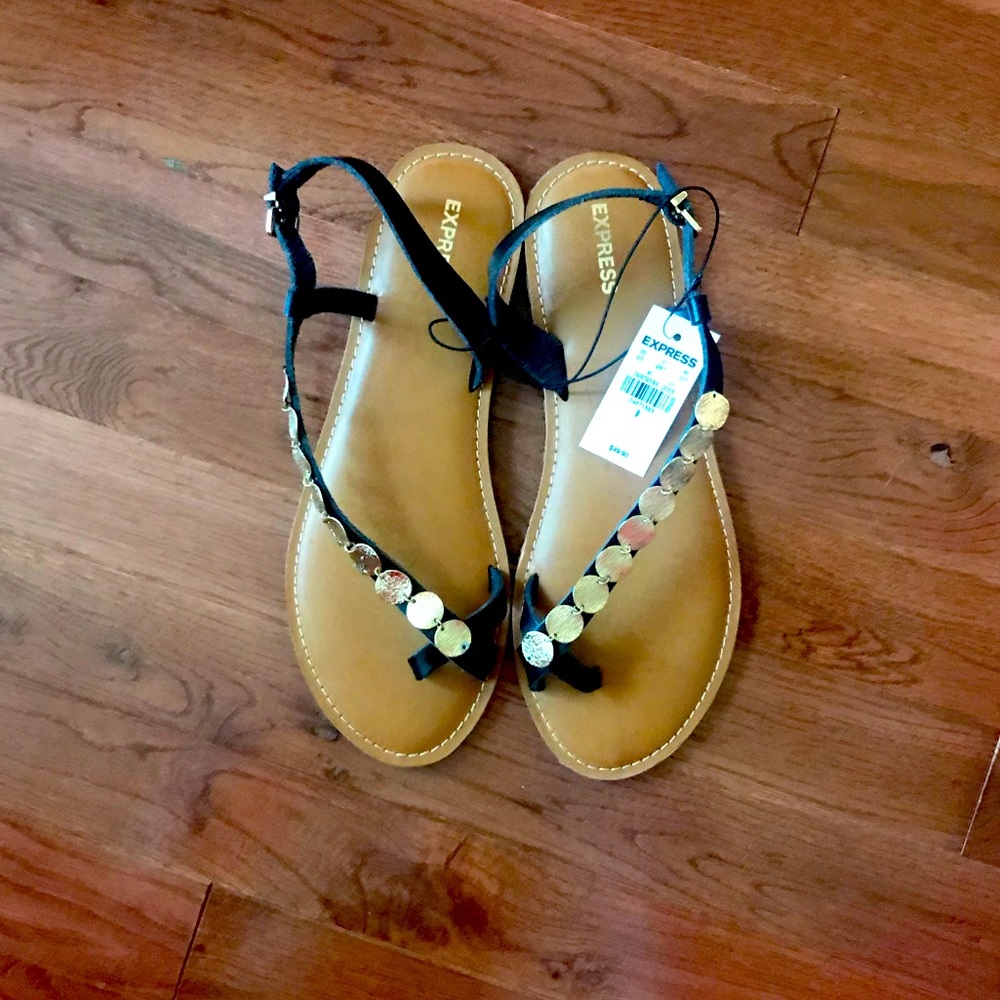 Express Sandals 🖤